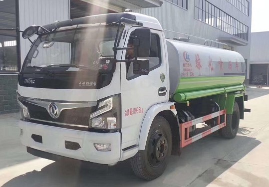 國(guó)六10噸東風(fēng)多利卡灑水車圖片 國(guó)六10噸東風(fēng)多利卡灑水車圖片