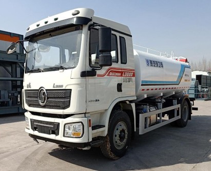 ��(gu��)���������L3000��ˮ܇(ch��)�DƬ